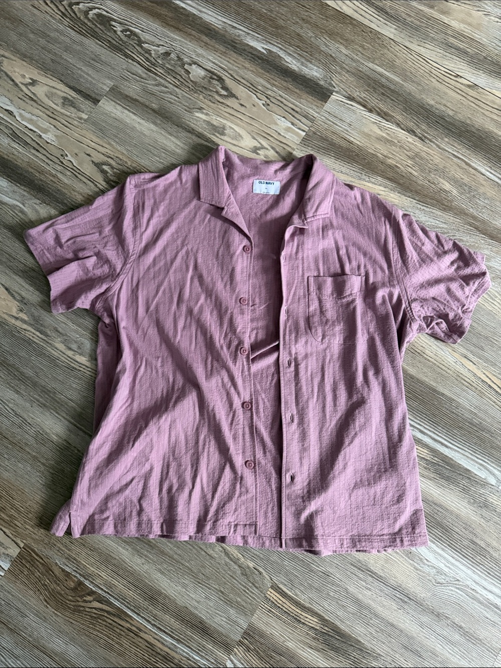Old Navy Men's Short Sleeve Button-Down Shirt in Dusty Rose